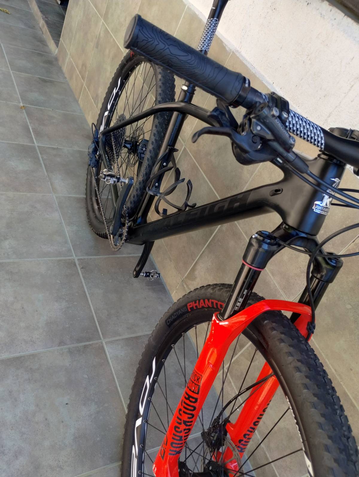 Foto de Bicicleta de Montaña Raleigh Mojave 8.0