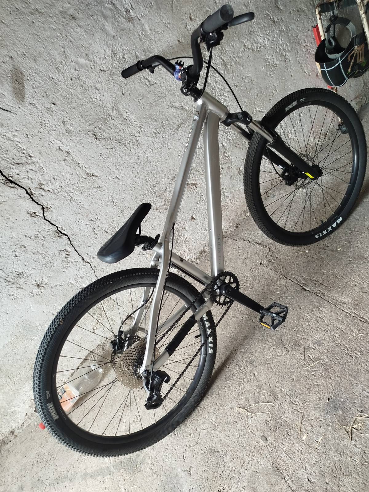 Foto de Bicicleta Dirt Jump