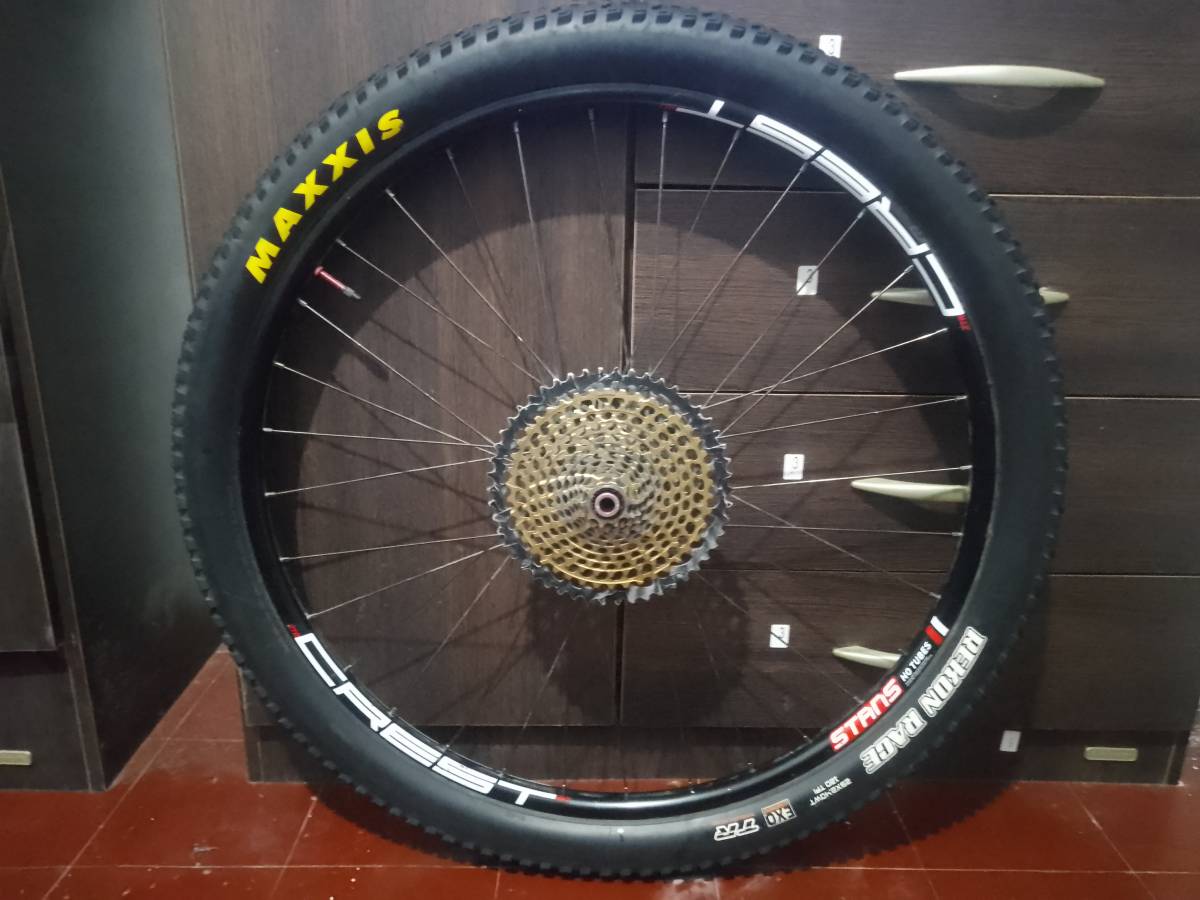 Foto de Ruedas tope en aluminio boost rod 29